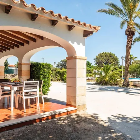 Casa Carlos - En Son Cabrises *