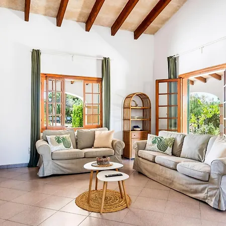 Casa Carlos - En Son Cabrises