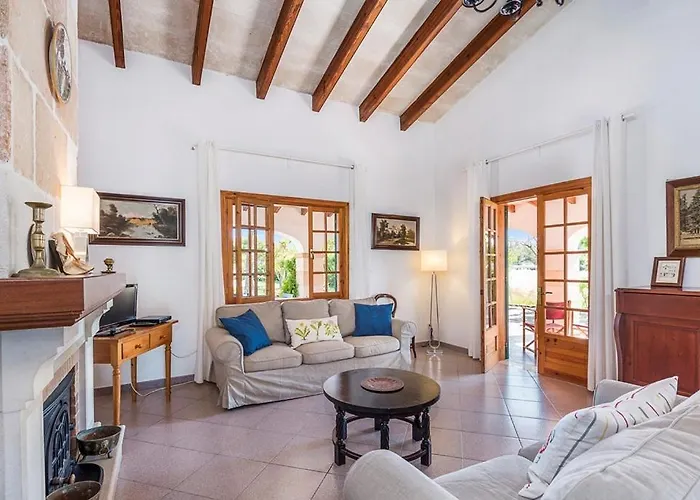 Casa Carlos - En Son Cabrises